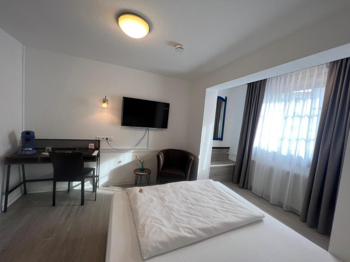 Bitzer Superior Hotel 3*